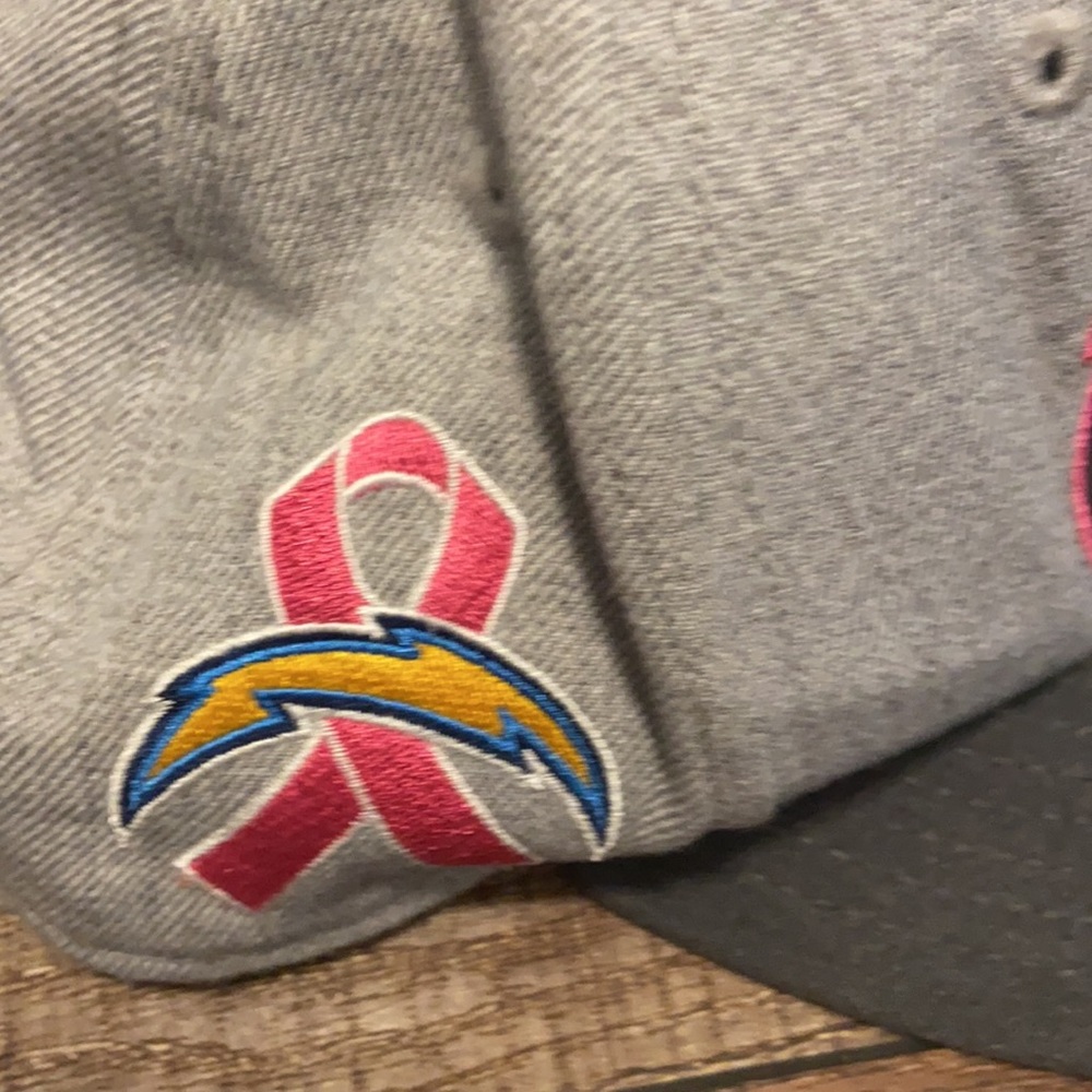 Hat - Picture 2 of 6